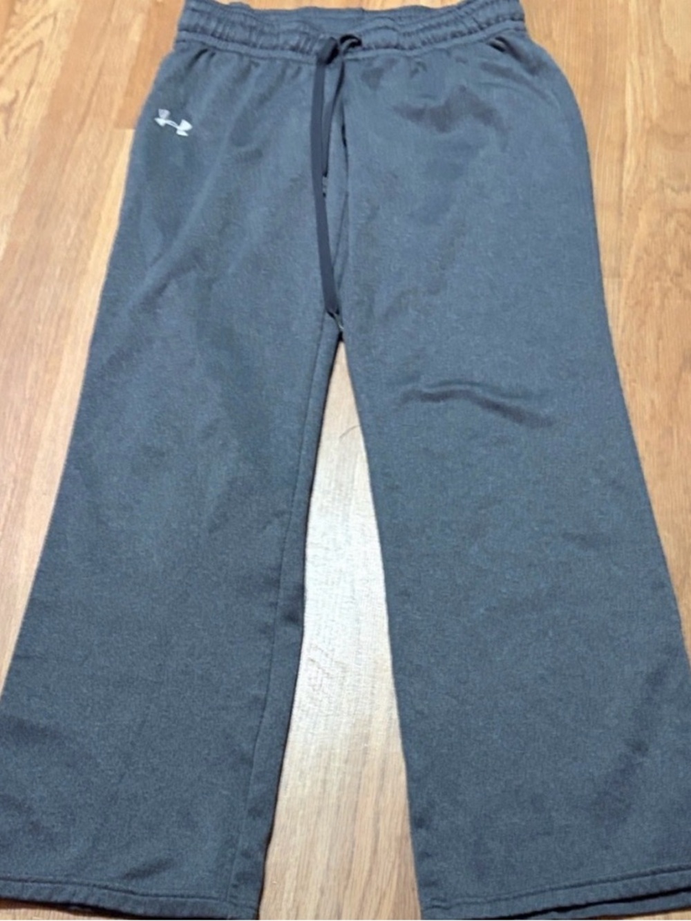 ✨ Under Armour Gray Semi-Fitted Sweatpants Joggers | Size SM ✨